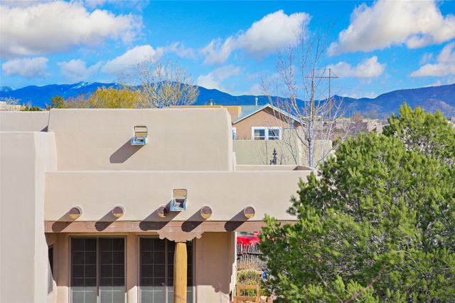 4137 Soaring Eagle, Santa Fe, NM 87507
