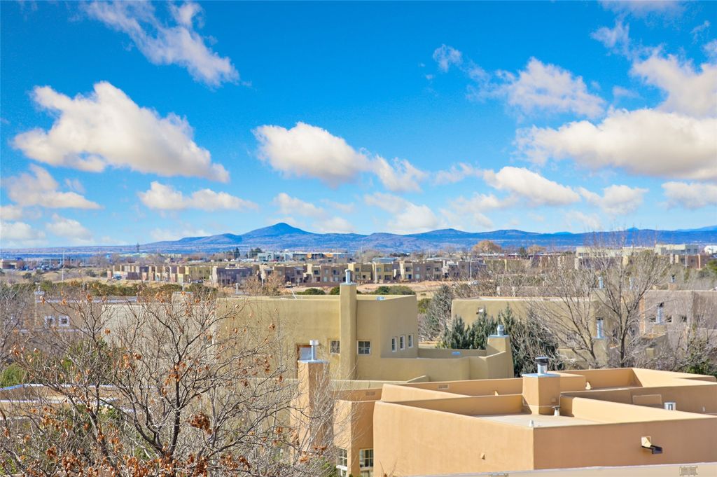 4137 Soaring Eagle, Santa Fe, NM 87507