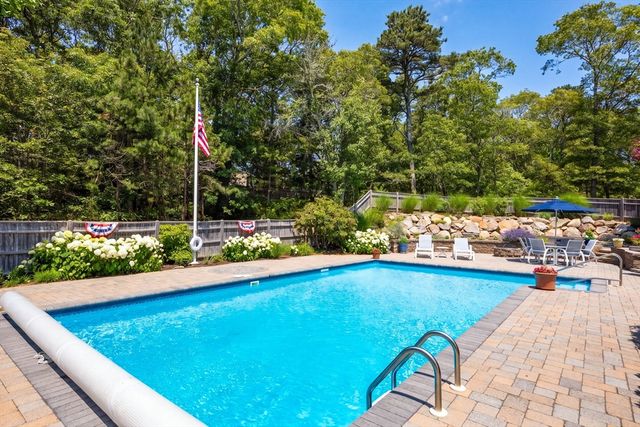 29 Calvin Drive, Dennis, MA 02638