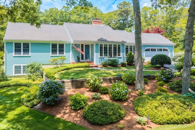 29 Calvin Drive, Dennis, MA 02638