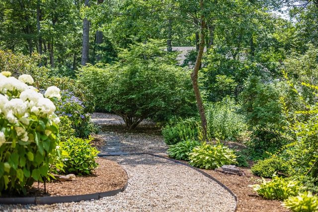 29 Calvin Drive, Dennis, MA 02638