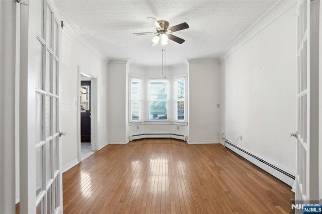 209 Hamilton Street, Harrison, NJ 07029