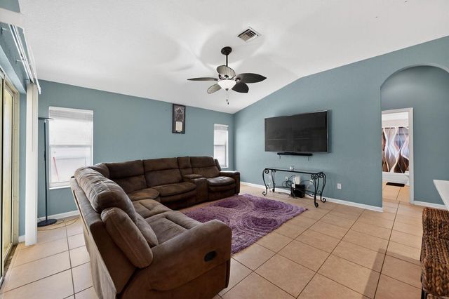 5785 NW Dublin Drive, Port St. Lucie, FL 34986
