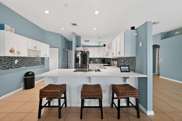5785 NW Dublin Drive, Port St. Lucie, FL 34986