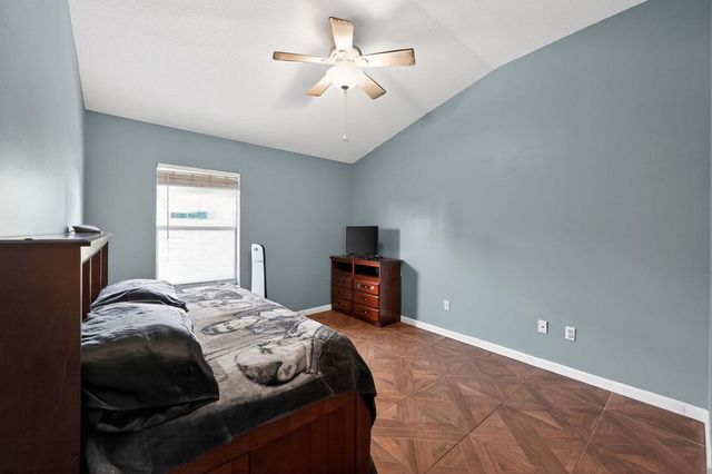 5785 NW Dublin Drive, Port St. Lucie, FL 34986