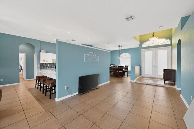 5785 NW Dublin Drive, Port St. Lucie, FL 34986