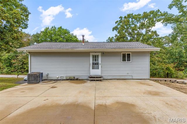 2714 Ganymedes, De Soto, MO 63020
