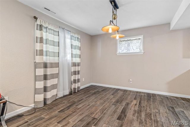 2714 Ganymedes, De Soto, MO 63020