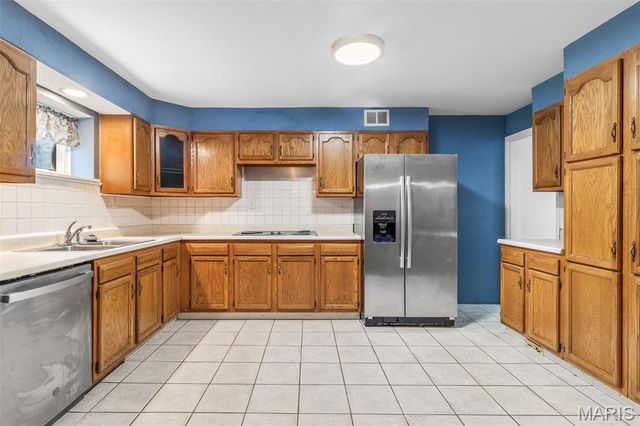 2714 Ganymedes, De Soto, MO 63020