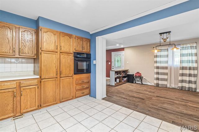 2714 Ganymedes, De Soto, MO 63020