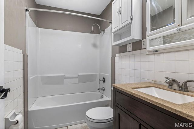 2714 Ganymedes, De Soto, MO 63020