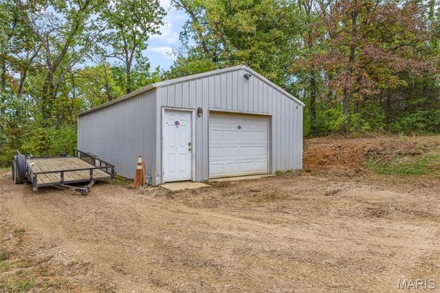 2714 Ganymedes, De Soto, MO 63020