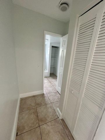 18257 NW 23rd Avenue 1, Miami Gardens, FL 33056