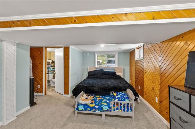 406 S Vassar Avenue, Sugar Creek, MO 64054