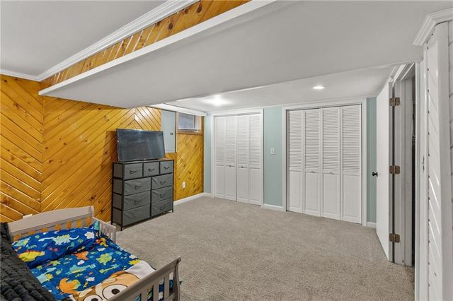 406 S Vassar Avenue, Sugar Creek, MO 64054