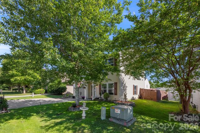 1445 Logan Patrick Court, Gastonia, NC 28052