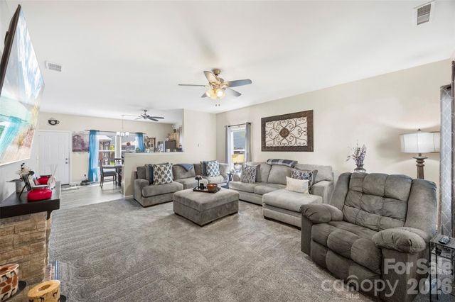 1445 Logan Patrick Court, Gastonia, NC 28052