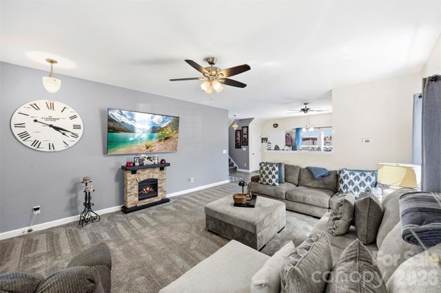 1445 Logan Patrick Court, Gastonia, NC 28052