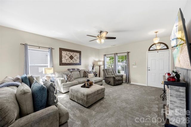 1445 Logan Patrick Court, Gastonia, NC 28052