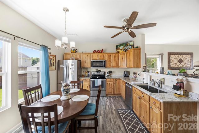 1445 Logan Patrick Court, Gastonia, NC 28052