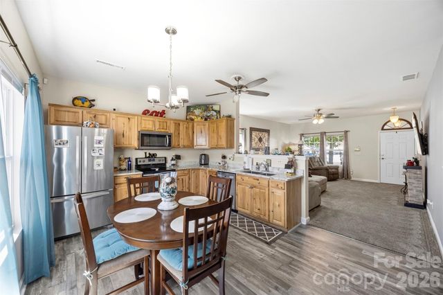 1445 Logan Patrick Court, Gastonia, NC 28052