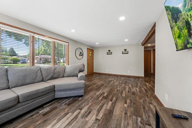 1525 GROSS AVENUE, Green Bay, WI 54304
