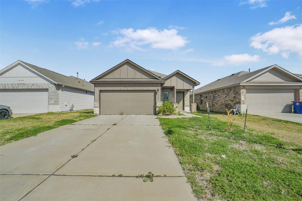 9830 Glen Brook Lane, Magnolia, TX 77354