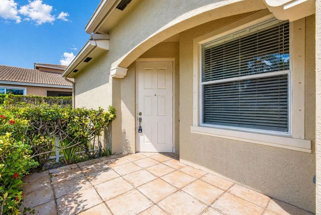 2151 Umbrella Cay, West Palm Beach, FL 33411