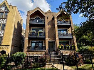 4203 N KEDVALE Avenue 4N, Chicago, IL 60641