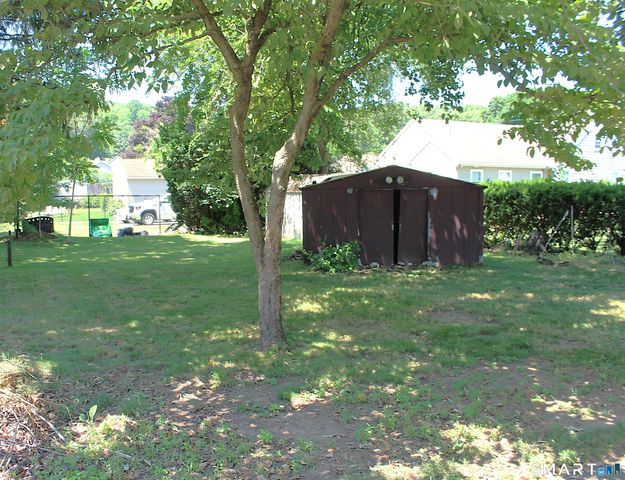 212 Lake Avenue, Bristol, CT 06010