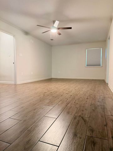1552 Bayou Blue Rd, Houma, LA 70364