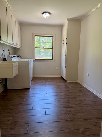 1552 Bayou Blue Rd, Houma, LA 70364