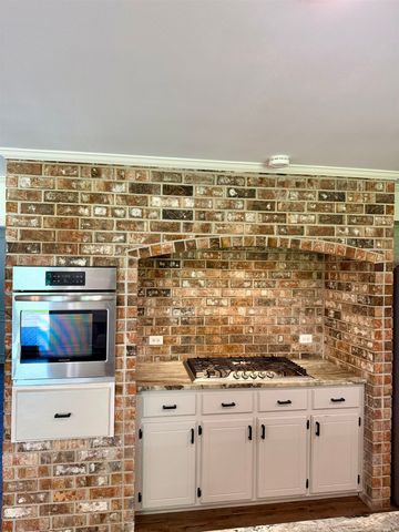 1552 Bayou Blue Rd, Houma, LA 70364