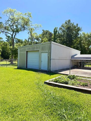 1552 Bayou Blue Rd, Houma, LA 70364