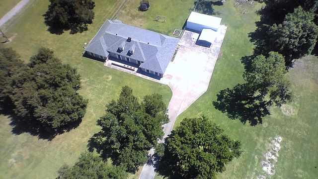1552 Bayou Blue Rd, Houma, LA 70364