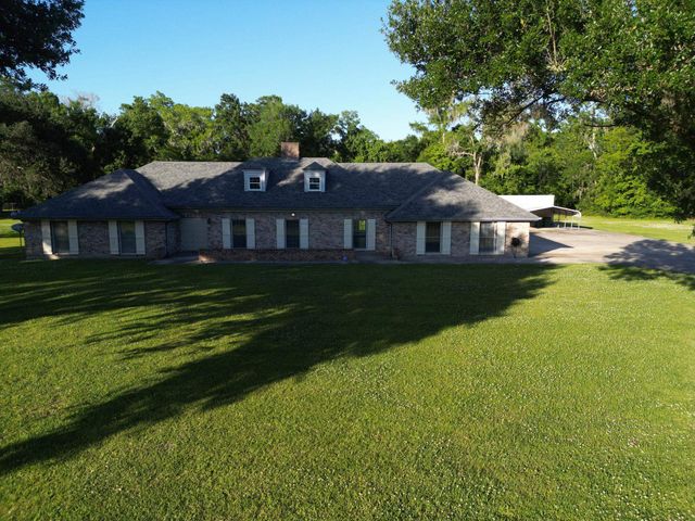 1552 Bayou Blue Rd, Houma, LA 70364