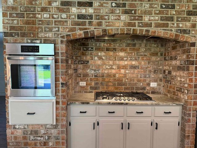 1552 Bayou Blue Rd, Houma, LA 70364