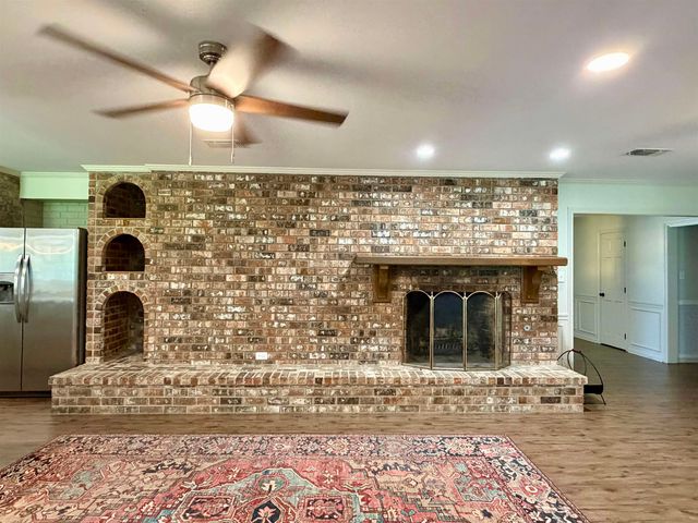 1552 Bayou Blue Rd, Houma, LA 70364