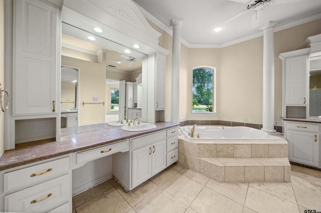 169 Dogwood Lakes Circle, Bullard, TX 75757