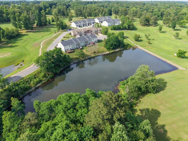 511 Country Club Dr, Dickson, TN 37055