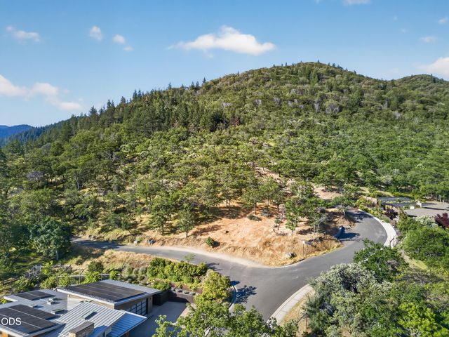 163 Hitt Road, Ashland, OR 97520