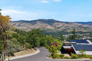 163 Hitt Road, Ashland, OR 97520