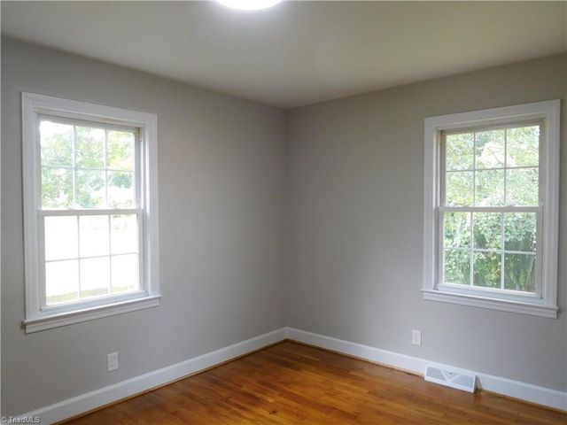 2042 K Court Avenue, Winston-salem, NC 27105