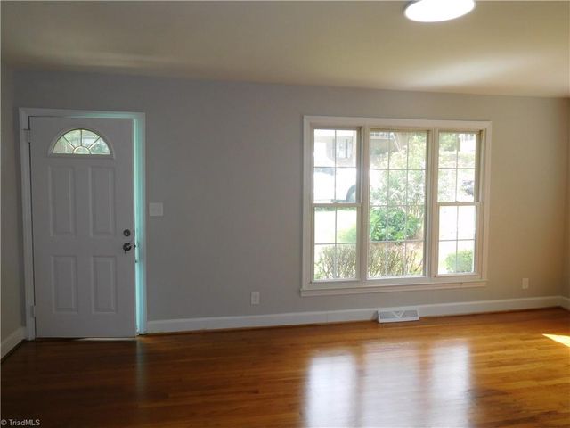 2042 K Court Avenue, Winston-salem, NC 27105