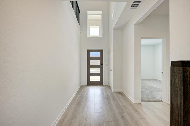 345 Andesite TRL, Liberty Hill, TX 78642