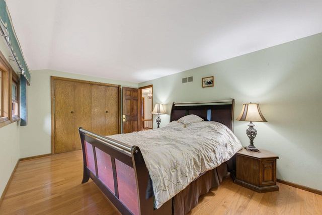 5050 Spruce COURT, Greendale, WI 53129