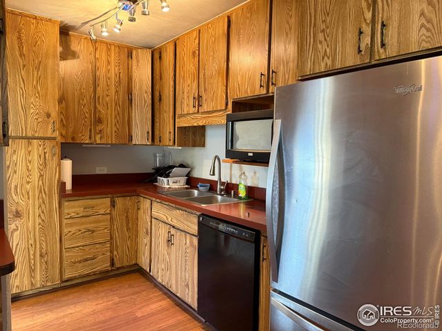 936 Meade Street, Denver, CO 80204