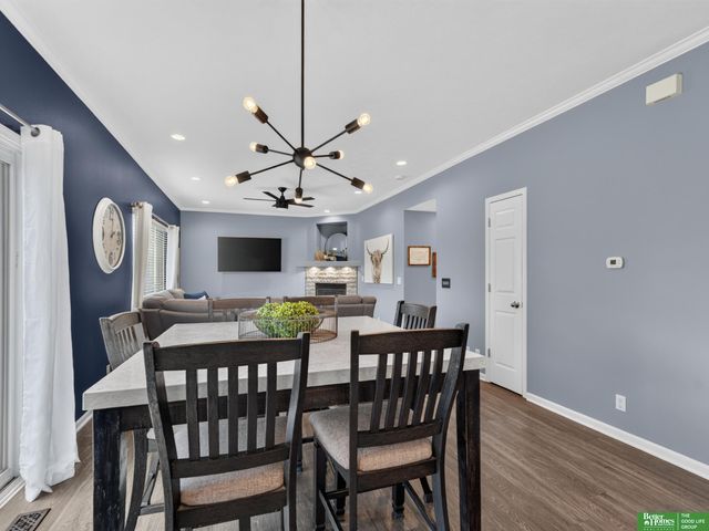 18567 Drexel Street, Omaha, NE 68135