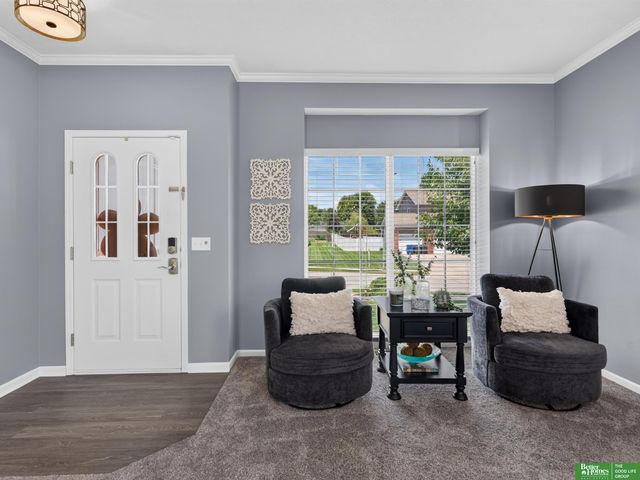 18567 Drexel Street, Omaha, NE 68135