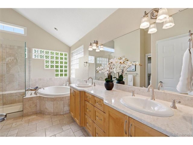 6566 S Madison Ct, Centennial, CO 80121